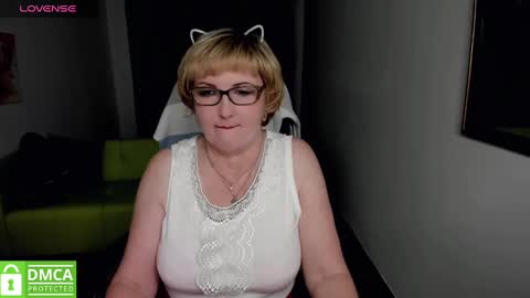 your Lana online show from 5, 1, 2025