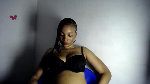 Snapshot of beautiful_moanna chatting on 6, 3, 2026 moanna online show from 6, 3, 2026