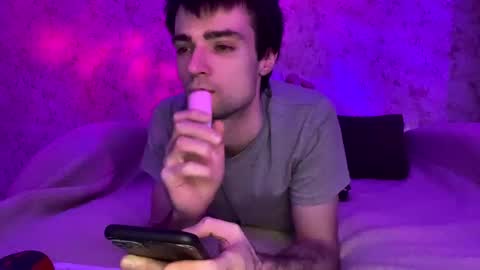 Nik online show from 5, 2, 2025