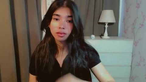 TRIXIE online show from 16, 4, 2026