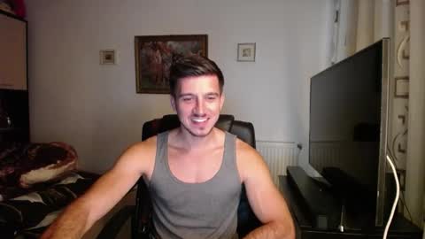 Snapshot of beauty_hard_beast chatting on 1, 10, 2025 Mia and Jake online show from 1, 10, 2025