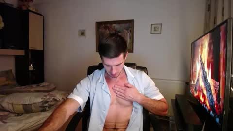 Snapshot of beauty_hard_beast chatting on 10, 10, 2025 Mia and Jake online show from 10, 10, 2025