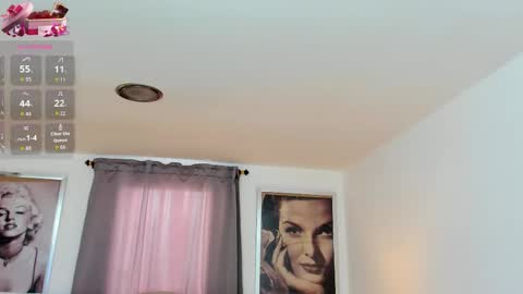 Ariana Reyes online show from 1, 10, 2025