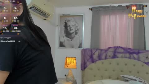 Ariana Reyes online show from 28, 10, 2025