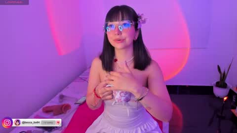 Snapshot of becca_be_ chatting on 27, 5, 2026 Becca is here online show from 27, 5, 2026