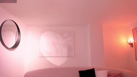 Am Becca online show from 15, 2, 2025