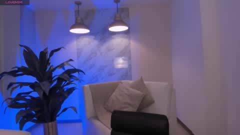 Am Becca online show from 24, 9, 2025