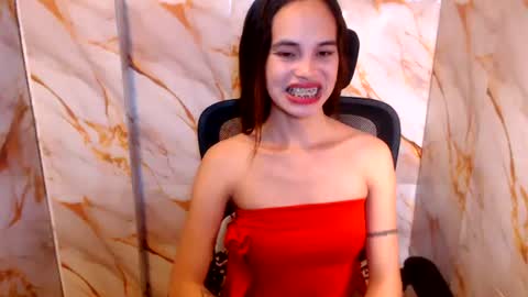 Snapshot of beccamiller22 chatting on 5, 7, 2026 becca online show from 5, 7, 2026