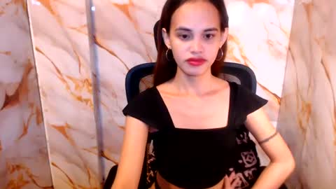 Snapshot of beccamiller22 chatting on 19, 7, 2026 becca online show from 19, 7, 2026