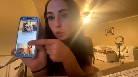 Snapshot of beccaraexoxo chatting on 29, 5, 2026 beccaraexoxo online show from 29, 5, 2026