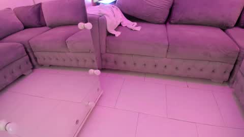 Victoria  online show from 21, 3, 2026