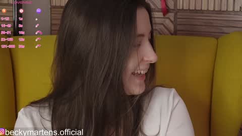 BeckyMartens come join me on    while im offline here  online show from 22, 2, 2026