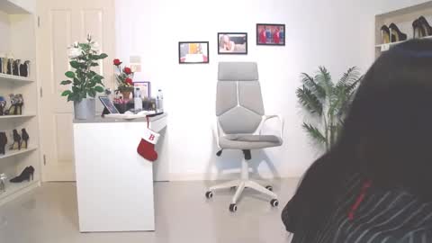 Bee if you ever see the girl who can take 12 inch all the way inside the ass try me online show from 14, 1, 2025