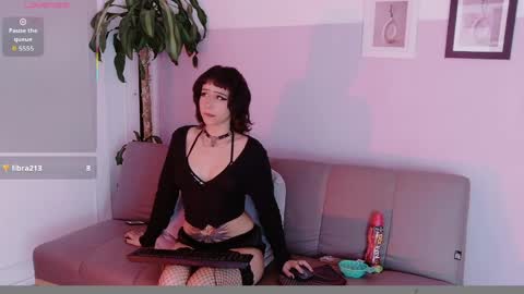 Snapshot of bel_vamp chatting on 27, 5, 2026 bel_vamp online show from 27, 5, 2026