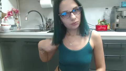 kevin and Bella online show from 13, 2, 2025