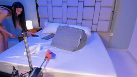Snapshot of belanny_ chatting on 22, 6, 2026 Bella online show from 22, 6, 2026