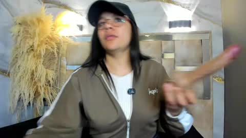 Snapshot of belen_green chatting on 8, 5, 2026 Belen online show from 8, 5, 2026