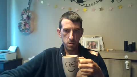 Snapshot of belgianboy33 chatting on 9, 7, 2026 Dreamcock online show from 9, 7, 2026