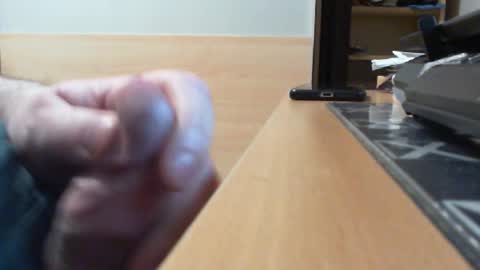 Snapshot of belgianfatcock chatting on 28, 2, 2025 belgianfatcock online show from 28, 2, 2025