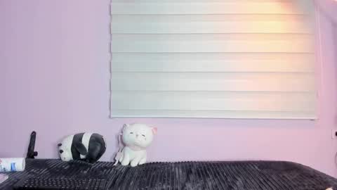 Snapshot of belinda_hills chatting on 4, 1, 2025 belinda online show from 4, 1, 2025