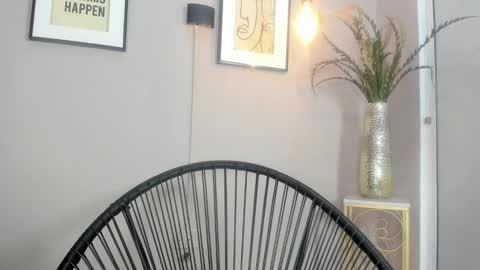 Snapshot of belinda_hills chatting on 10, 1, 2025 belinda online show from 10, 1, 2025