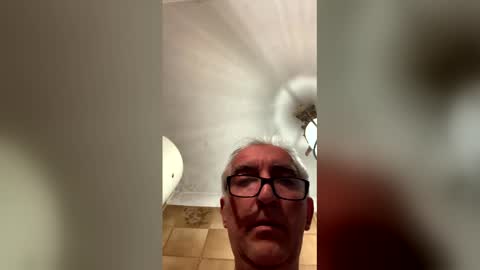 Snapshot of bell63 chatting on 2, 3, 2026 bell63 online show from 2, 3, 2026