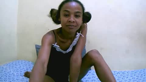 bella193999 online show from 3, 12, 2025