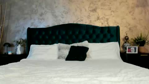 Snapshot of bella_2022 chatting on 11, 9, 2025 Goddesssophie online show from 11, 9, 2025