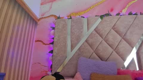 Snapshot of bella__sweets chatting on 26, 2, 2026 Melanie online show from 26, 2, 2026