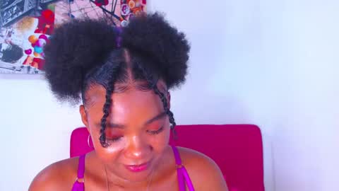 Snapshot of bella_adara1 chatting on 14, 12, 2024 CAMILA online show from 14, 12, 2024
