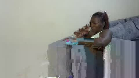 Snapshot of bella_c8 chatting on 18, 5, 2026 bella_c8 online show from 18, 5, 2026