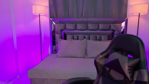 Bella  online show from 26, 3, 2026