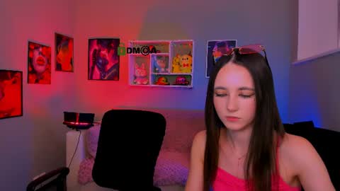 Snapshot of bella_dorn chatting on 11, 7, 2026 Bella online show from 11, 7, 2026