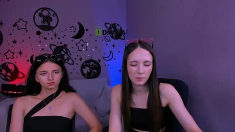 Snapshot of bella_dorn chatting on 14, 7, 2026 Bella online show from 14, 7, 2026