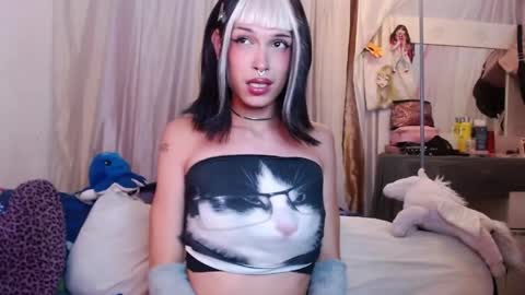 Snapshot of bella_gonvill chatting on 2, 6, 2026 bella_gonvill online show from 2, 6, 2026