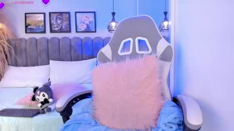 bella_peach_ online show from 18, 4, 2026