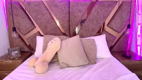 Snapshot of bella_swwan_ chatting on 18, 6, 2026 Bella Swwan online show from 18, 6, 2026