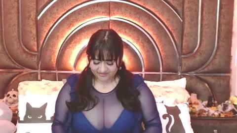  Bella Taylore  online show from 6, 10, 2025