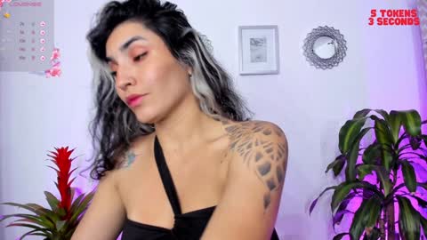 Bella online show from 8, 1, 2025