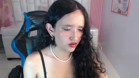 Bella online show from 26, 10, 2025