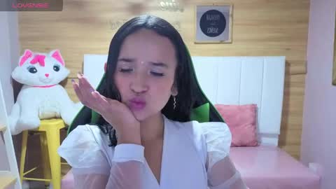 Bella online show from 20, 4, 2026