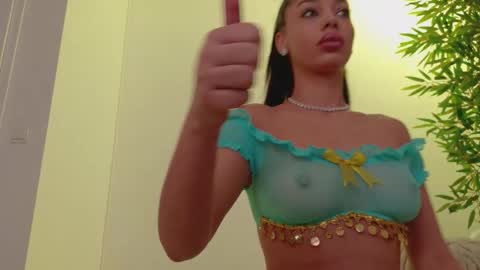 Bella online show from 8, 2, 2026