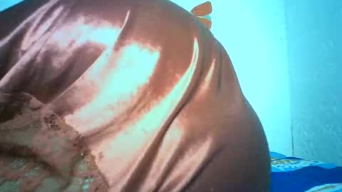 Snapshot of bellabeltra chatting on 6, 12, 2024 Bella online show from 6, 12, 2024