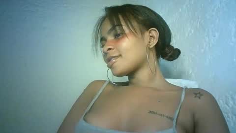 Snapshot of bellabeltra chatting on 13, 12, 2024 Bella online show from 13, 12, 2024