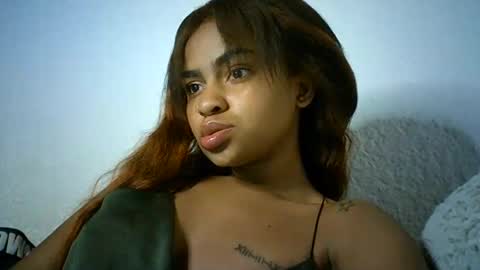 Snapshot of bellabeltra chatting on 30, 12, 2024 Bella online show from 30, 12, 2024