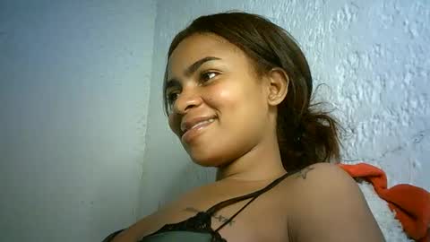 Snapshot of bellabeltra chatting on 8, 1, 2025 Bella online show from 8, 1, 2025