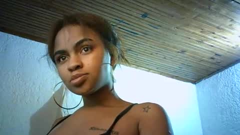 Snapshot of bellabeltra chatting on 30, 1, 2025 Bella online show from 30, 1, 2025