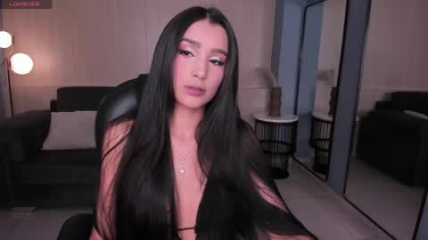 Snapshot of bellacarteer_ chatting on 9, 5, 2026 Bella C online show from 9, 5, 2026