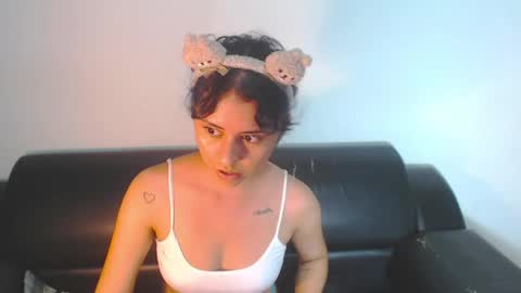 Snapshot of bellaluxxs chatting on 16, 5, 2026 MY NAME IS BELL online show from 16, 5, 2026