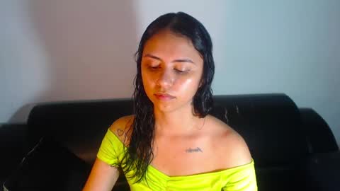 Snapshot of bellaluxxs chatting on 1, 6, 2026 MY NAME IS BELL online show from 1, 6, 2026